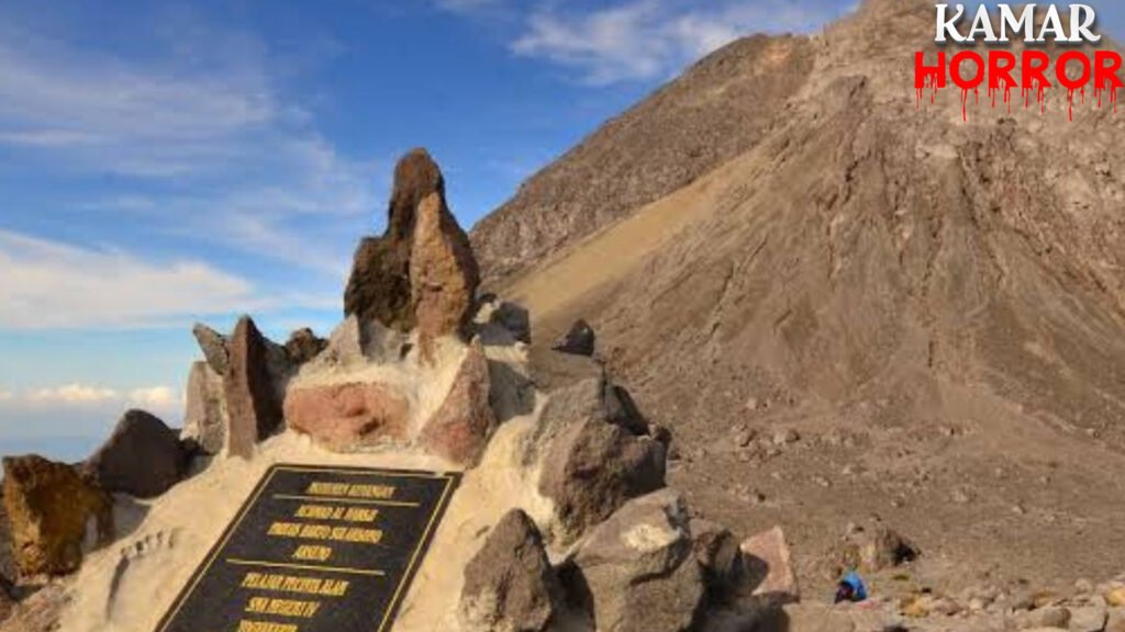 Lereng Merapi: Kesaksian Warga Soal Pasar Gaib